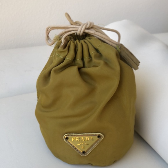 Prada mini - Picture 2 of 6